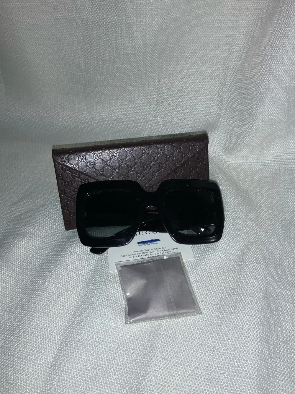 Gucci Women's Sunglasses. GG0053SN 54[]25 140 M. Italy. Information included - Picture 4 of 9